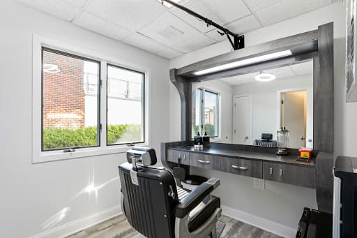Ready-to-work stations